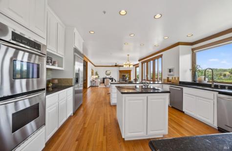 10 Lockton Lane Novato CA 94945