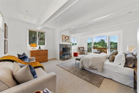 10 Lockton Lane Novato CA 94945