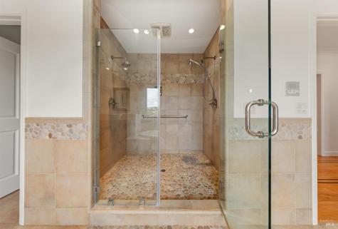 10 Lockton Lane Novato CA 94945
