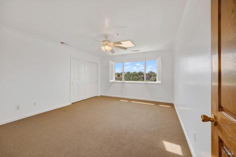 10 Lockton Lane Novato CA 94945