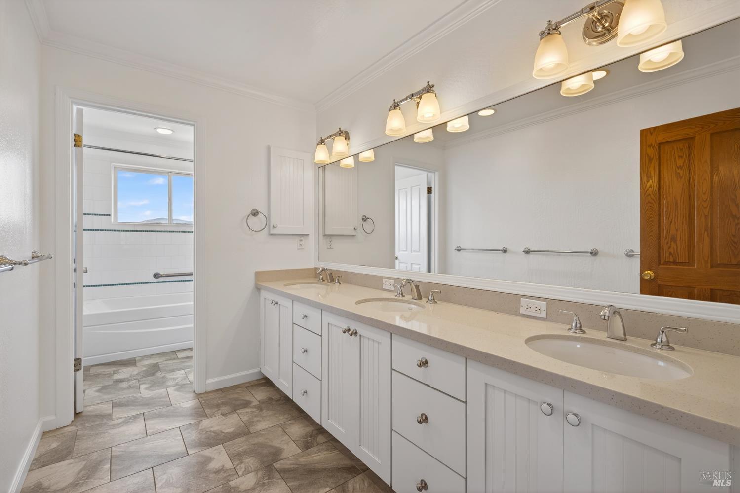 10 Lockton Lane Novato CA 94945