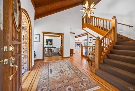 10 Lockton Lane Novato CA 94945