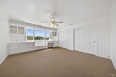 10 Lockton Lane Novato CA 94945