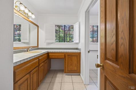 10 Lockton Lane Novato CA 94945