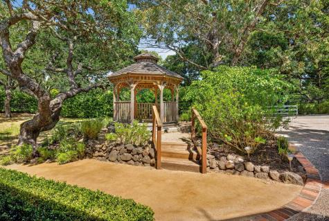 10 Lockton Lane Novato CA 94945