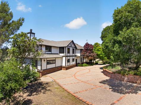 10 Lockton Lane Novato CA 94945