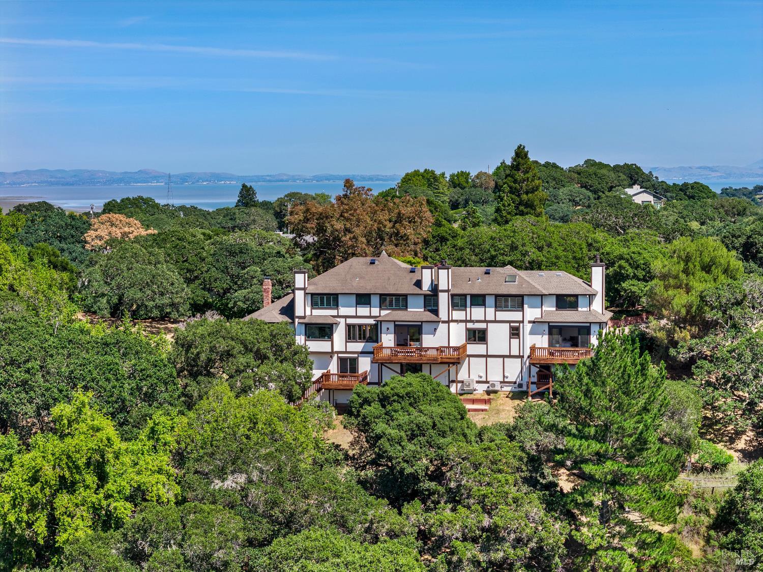 10 Lockton Lane Novato CA 94945