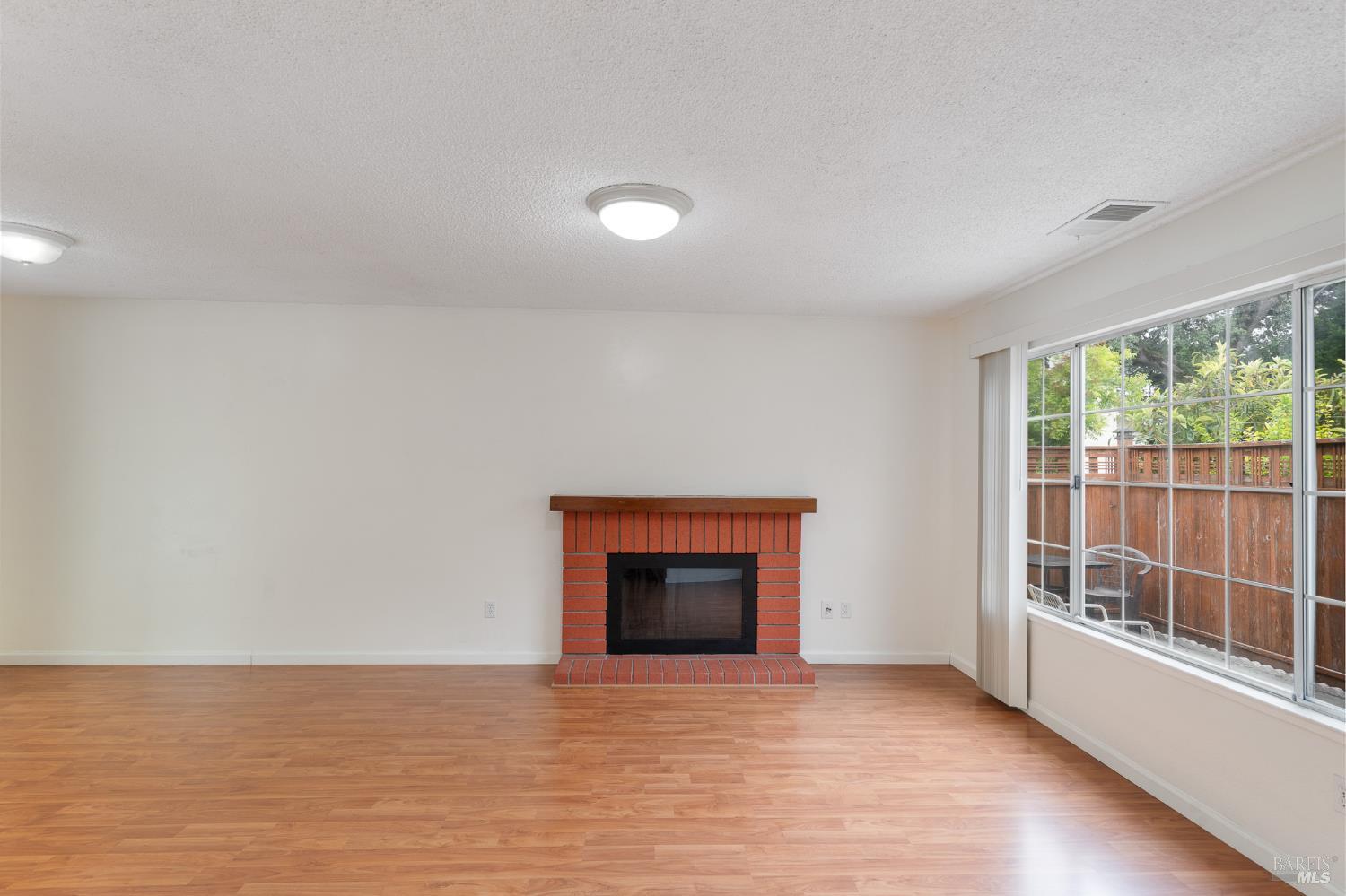 366 Wren Drive Santa Rosa CA 95401