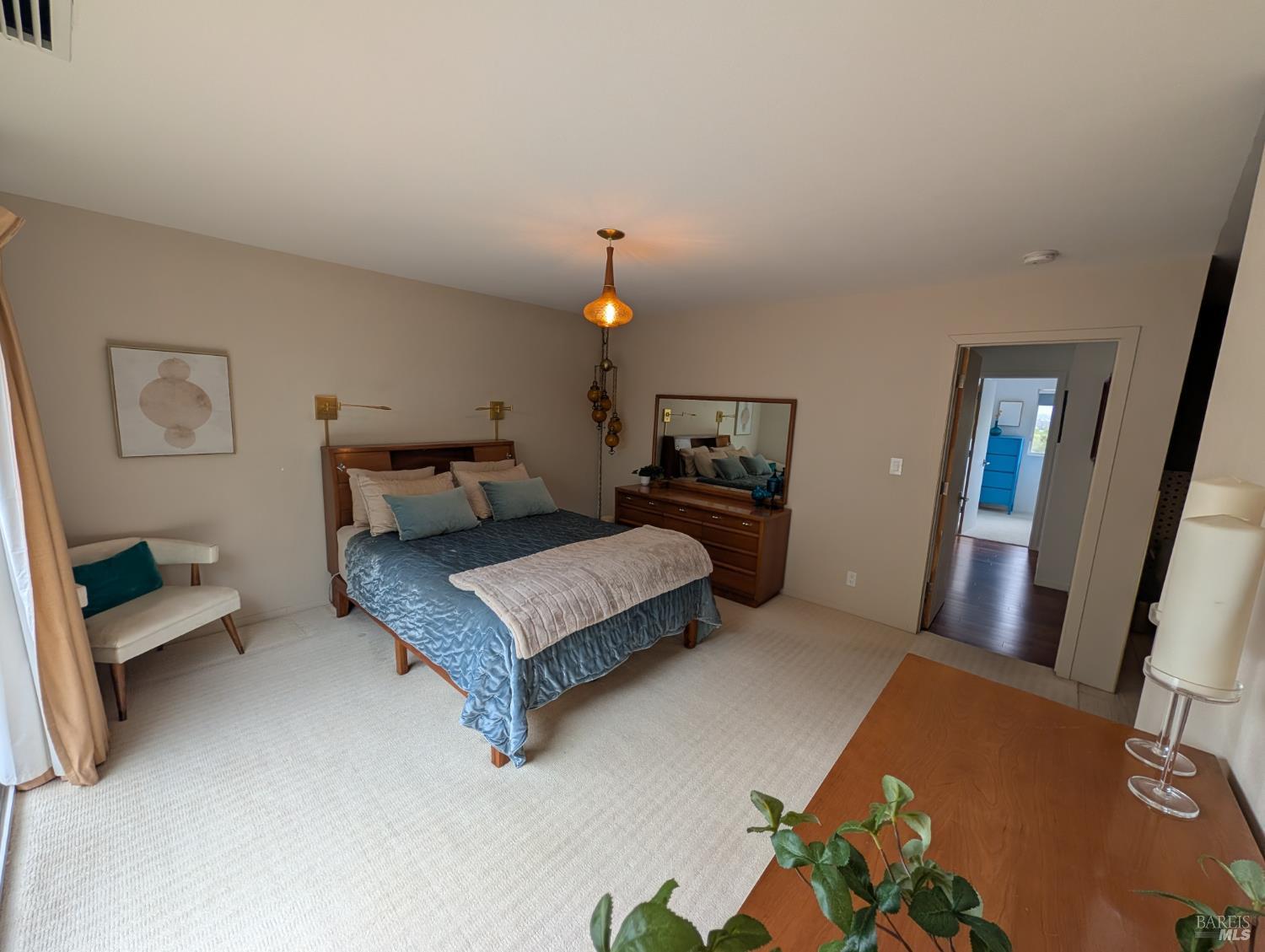 211 Hill Boulevard Petaluma CA 94952