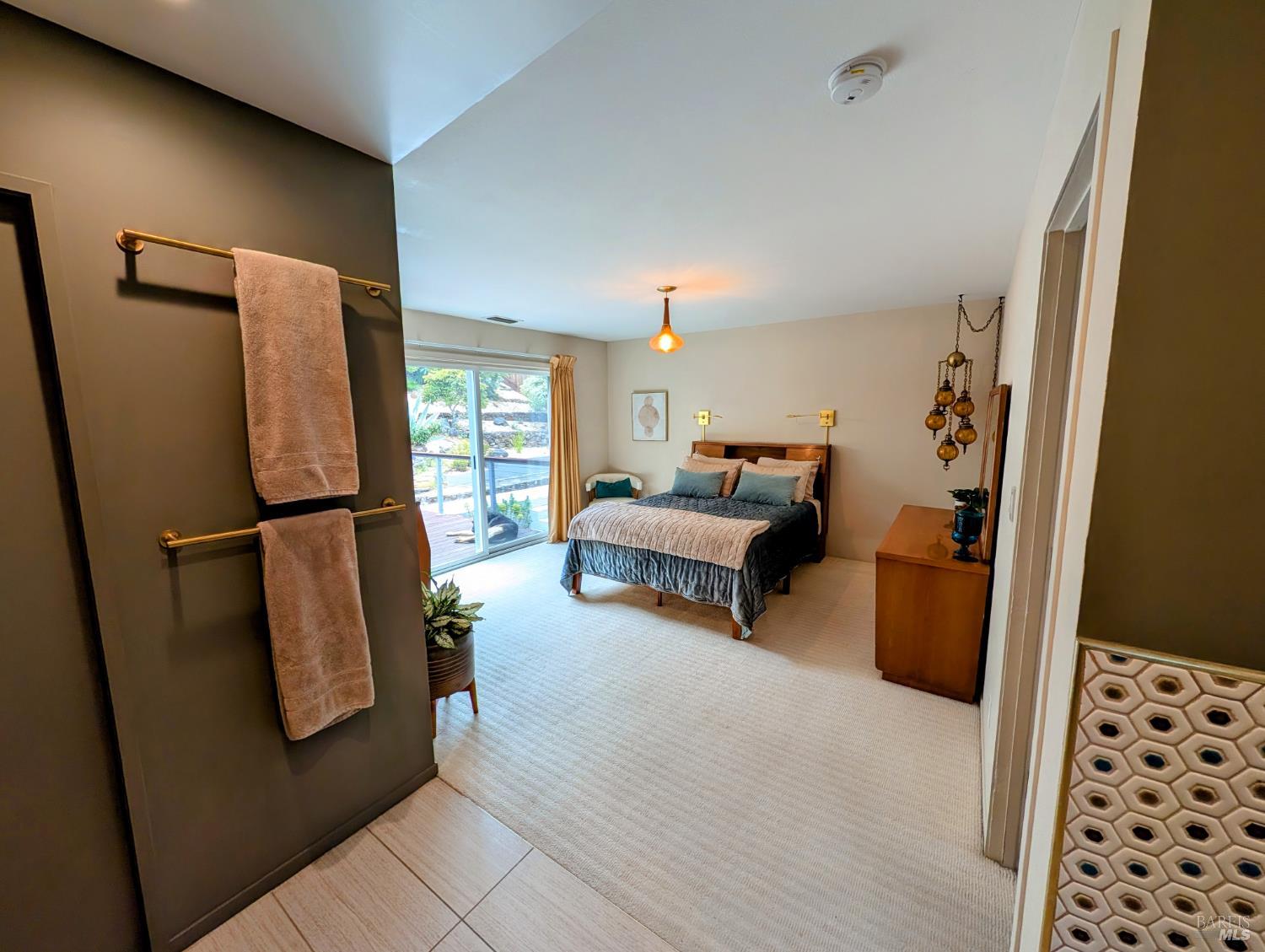 211 Hill Boulevard Petaluma CA 94952