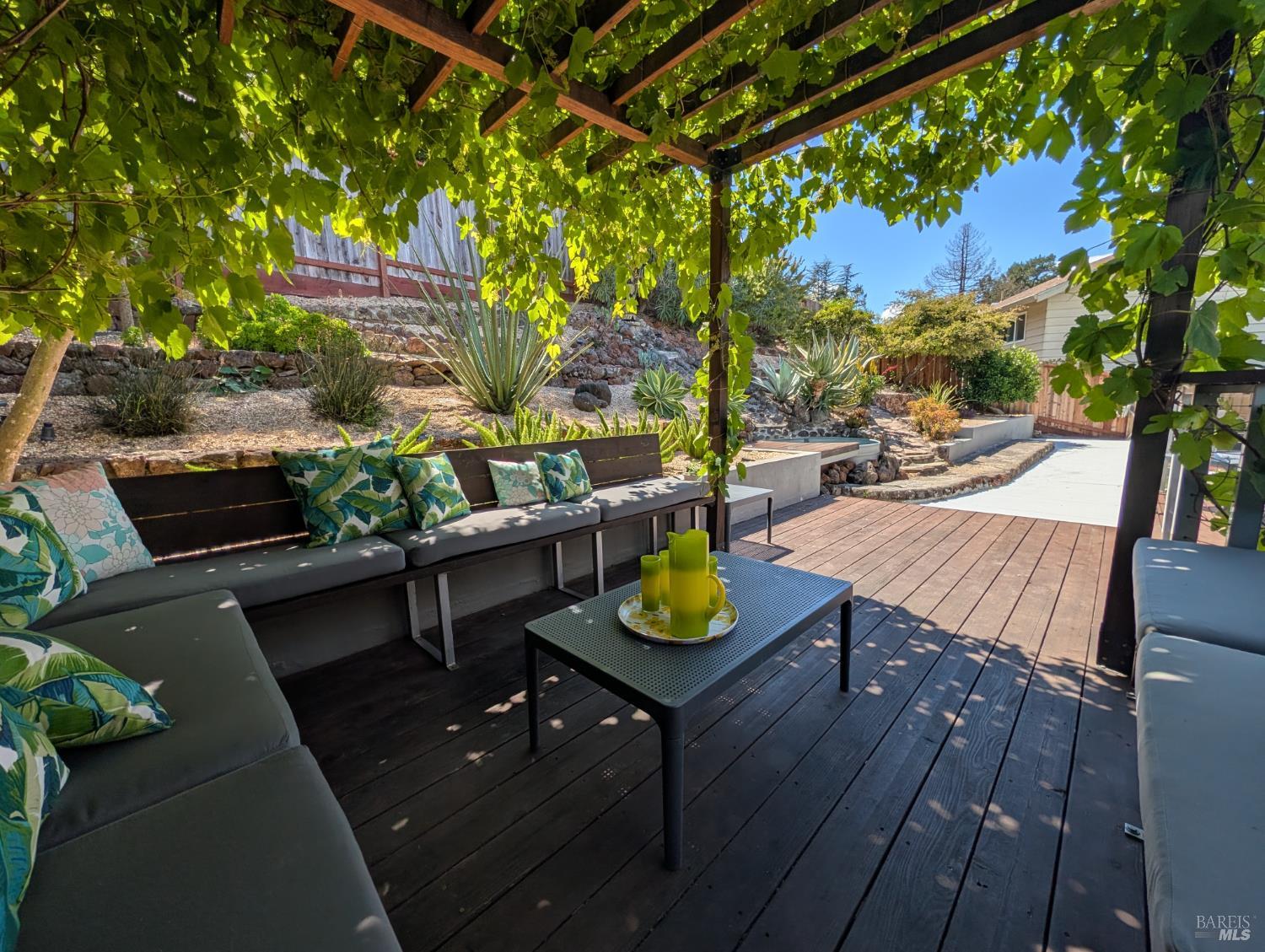 211 Hill Boulevard Petaluma CA 94952