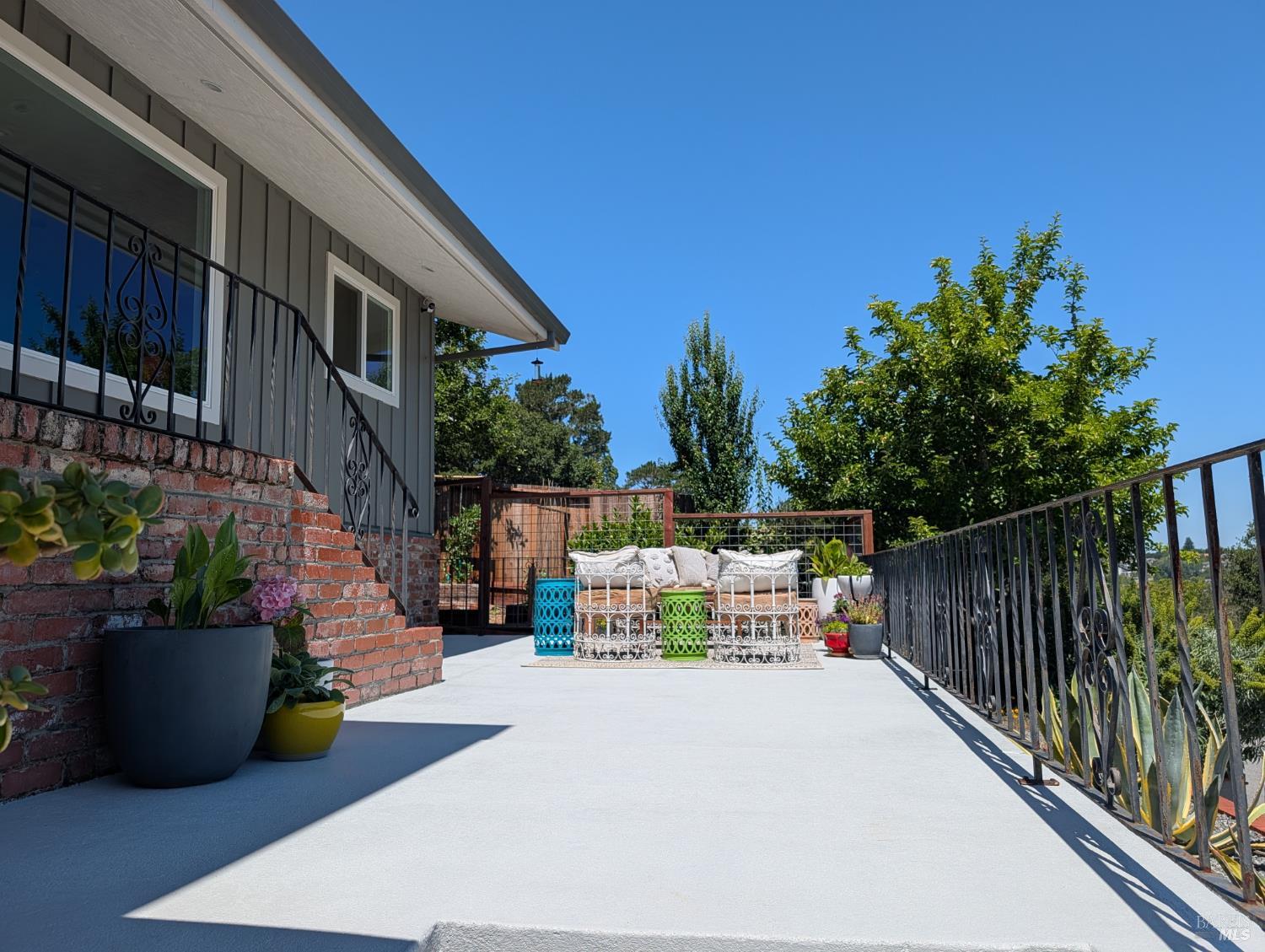 211 Hill Boulevard Petaluma CA 94952