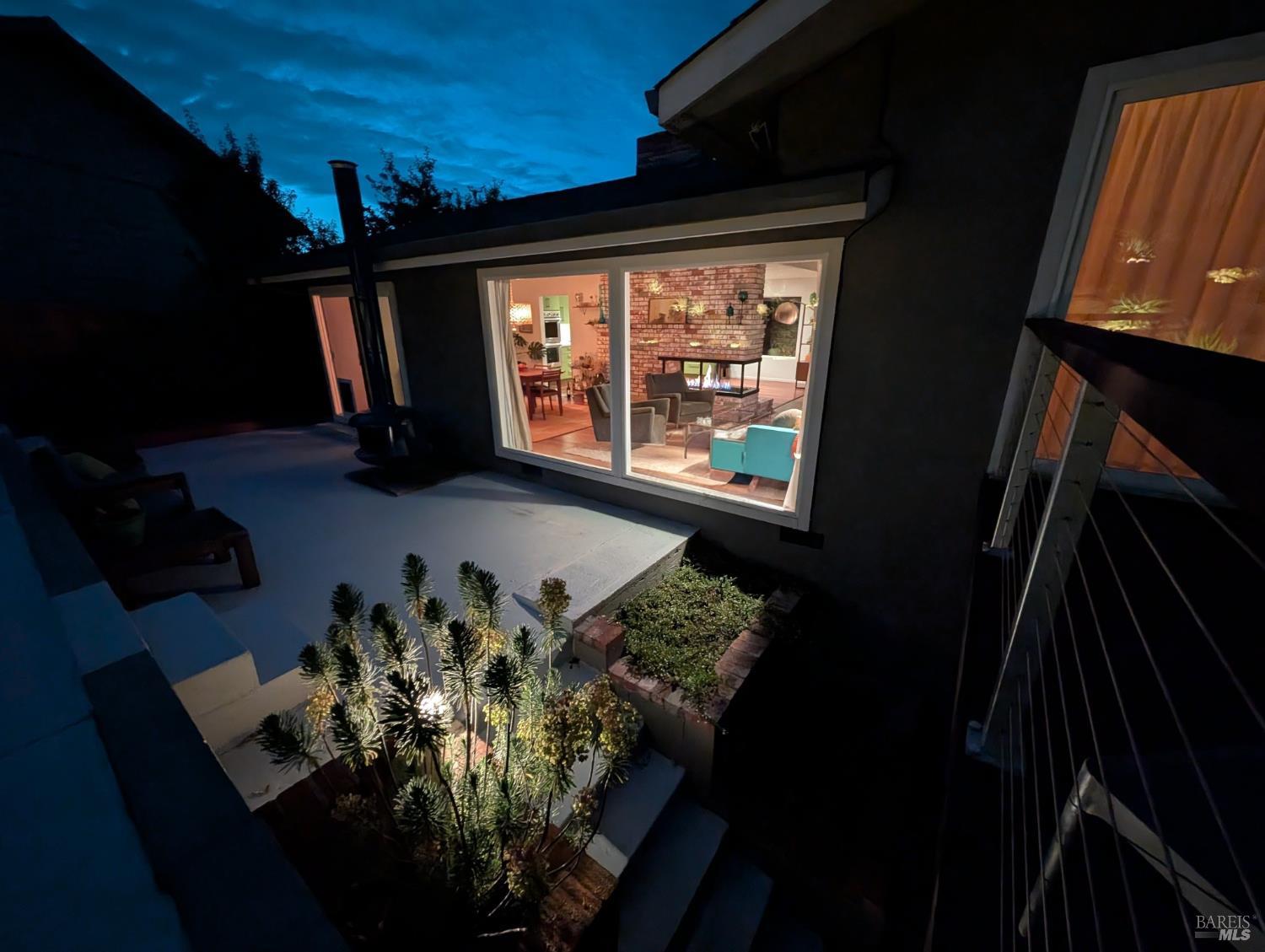 211 Hill Boulevard Petaluma CA 94952