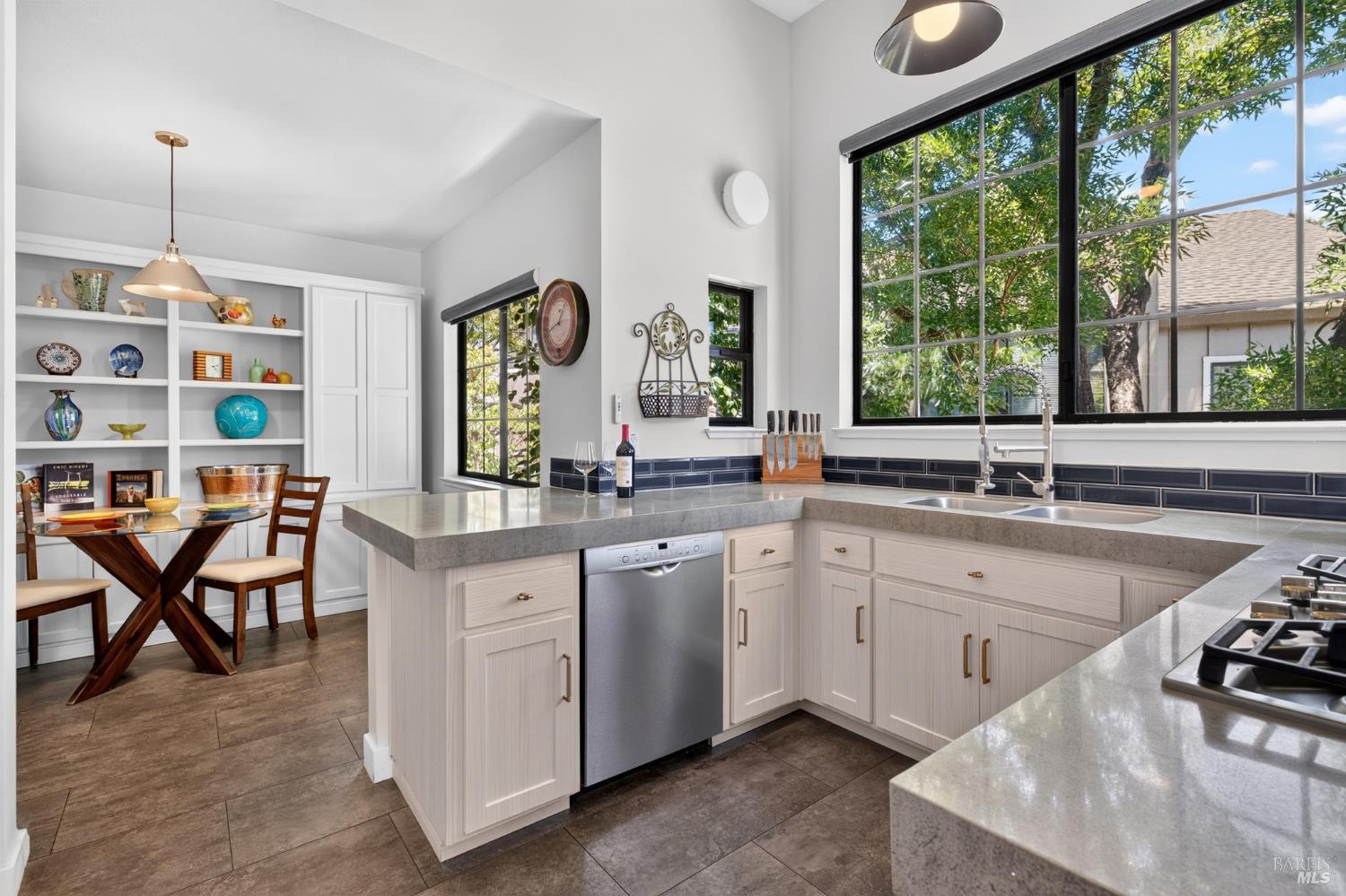 18120 Vassar Court Sonoma CA 95476