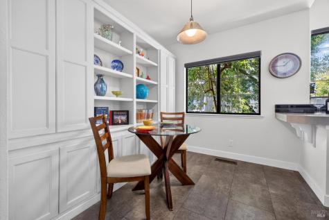 18120 Vassar Court Sonoma CA 95476
