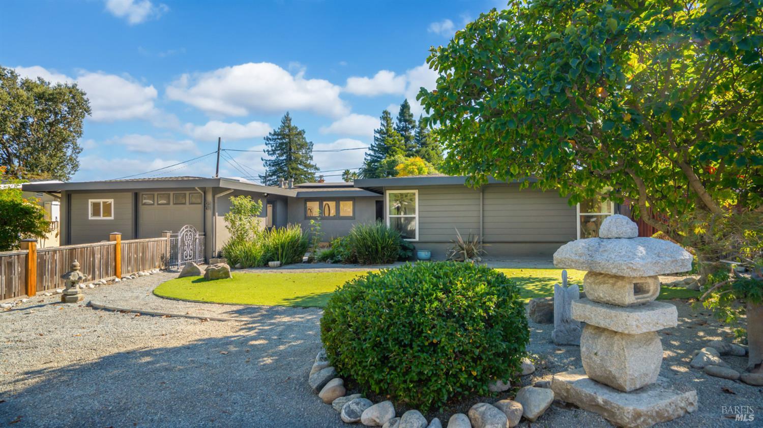 23 Grande Vista Novato CA 94947