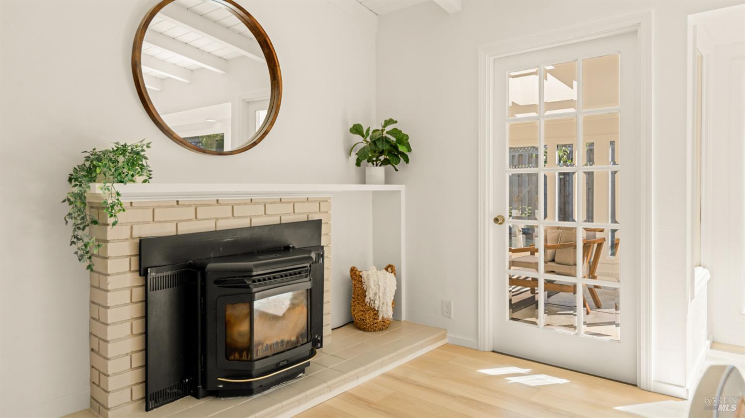 23 Grande Vista Novato CA 94947