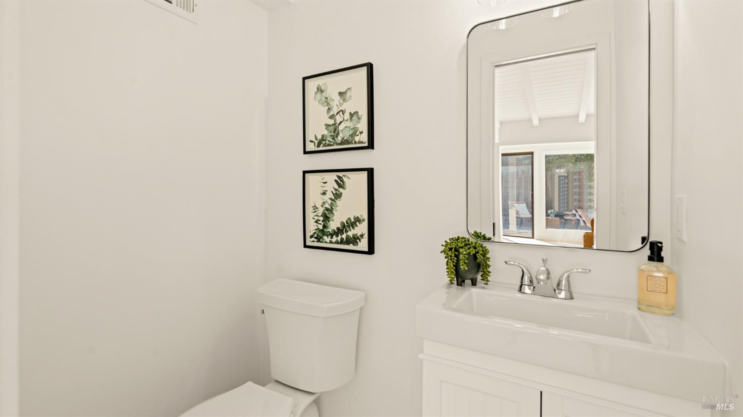 23 Grande Vista Novato CA 94947