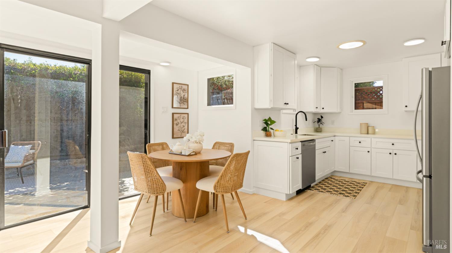 23 Grande Vista Novato CA 94947