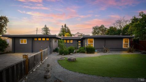 23 Grande Vista Novato CA 94947