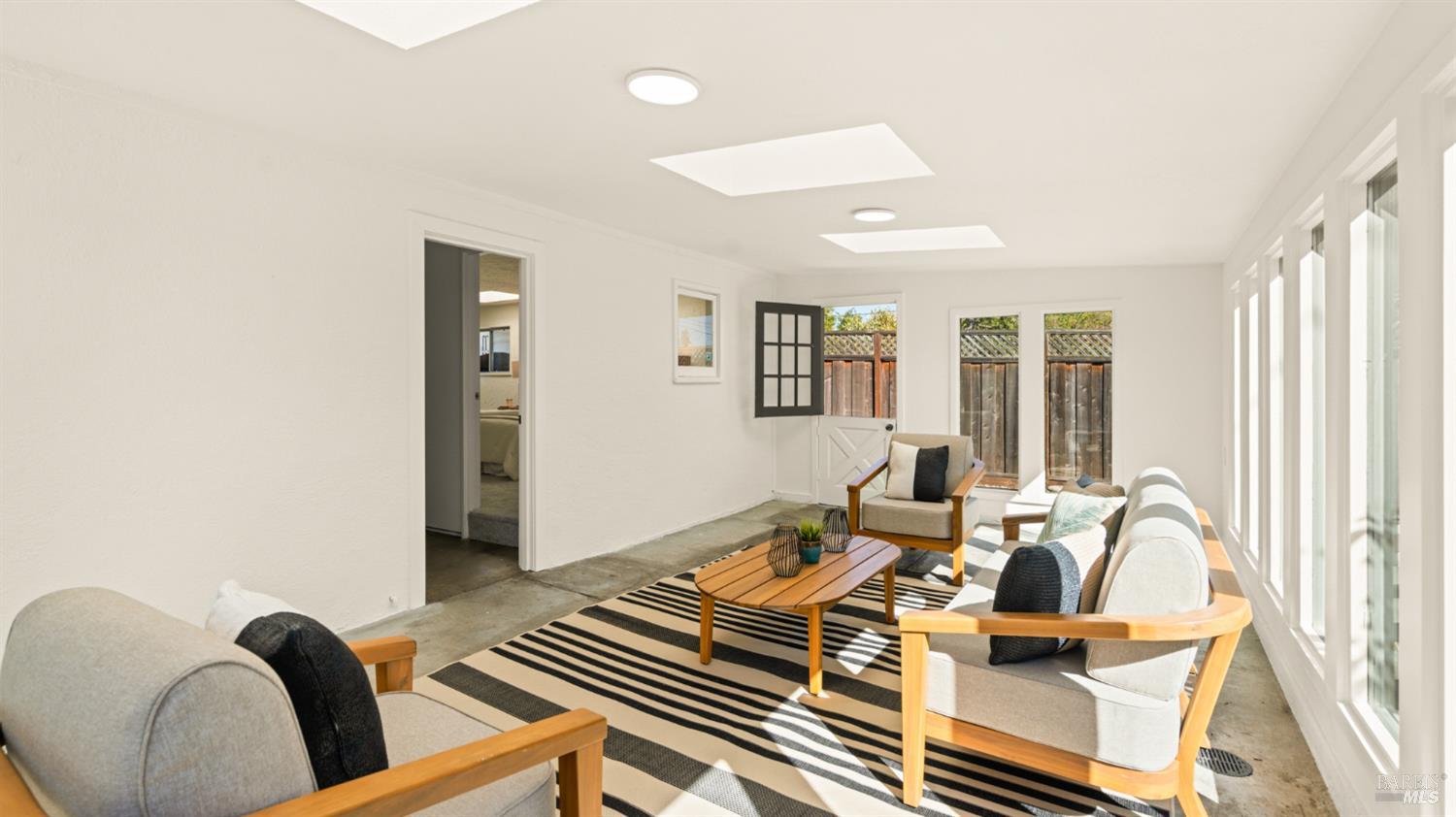 23 Grande Vista Novato CA 94947