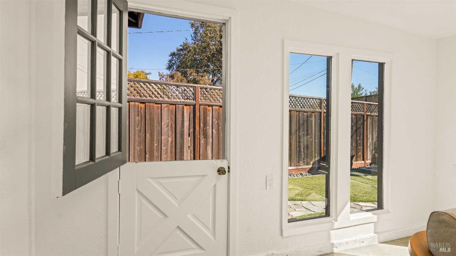 23 Grande Vista Novato CA 94947