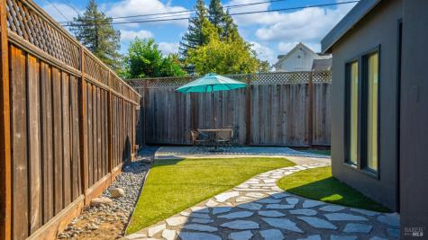 23 Grande Vista Novato CA 94947
