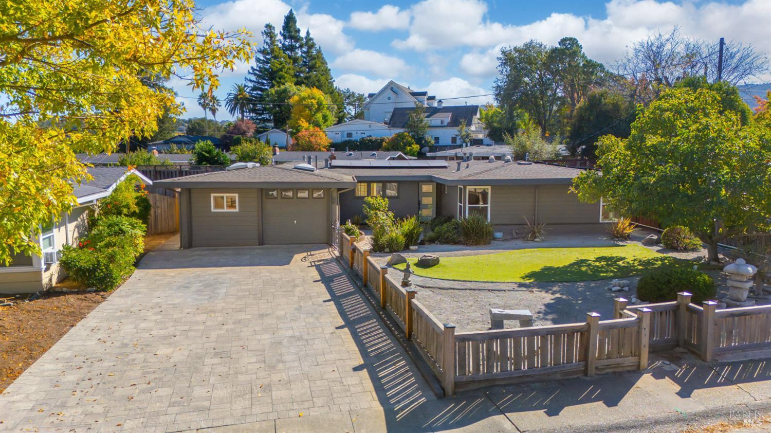 23 Grande Vista Novato CA 94947