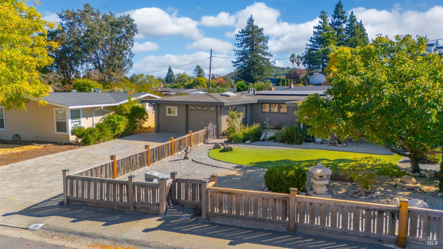 23 Grande Vista Novato CA 94947