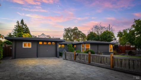 23 Grande Vista Novato CA 94947