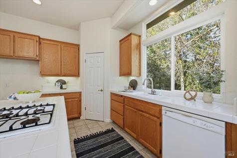 366 Breeden Street Santa Rosa CA 95409