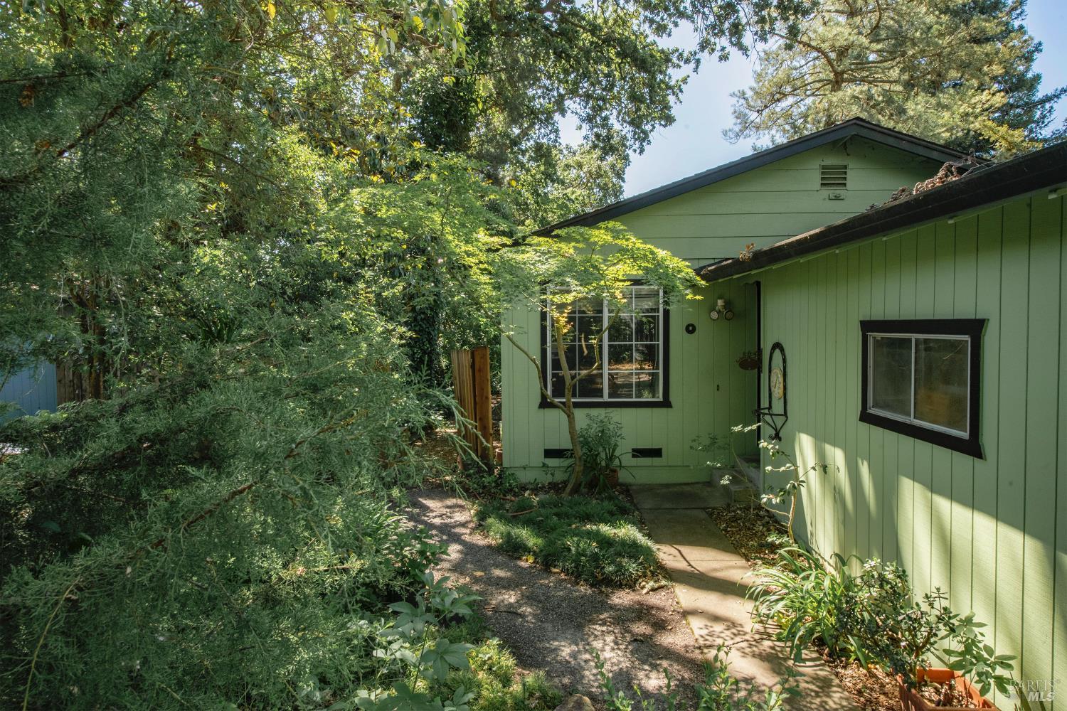 139 W Agua Caliente Road Sonoma CA 95476