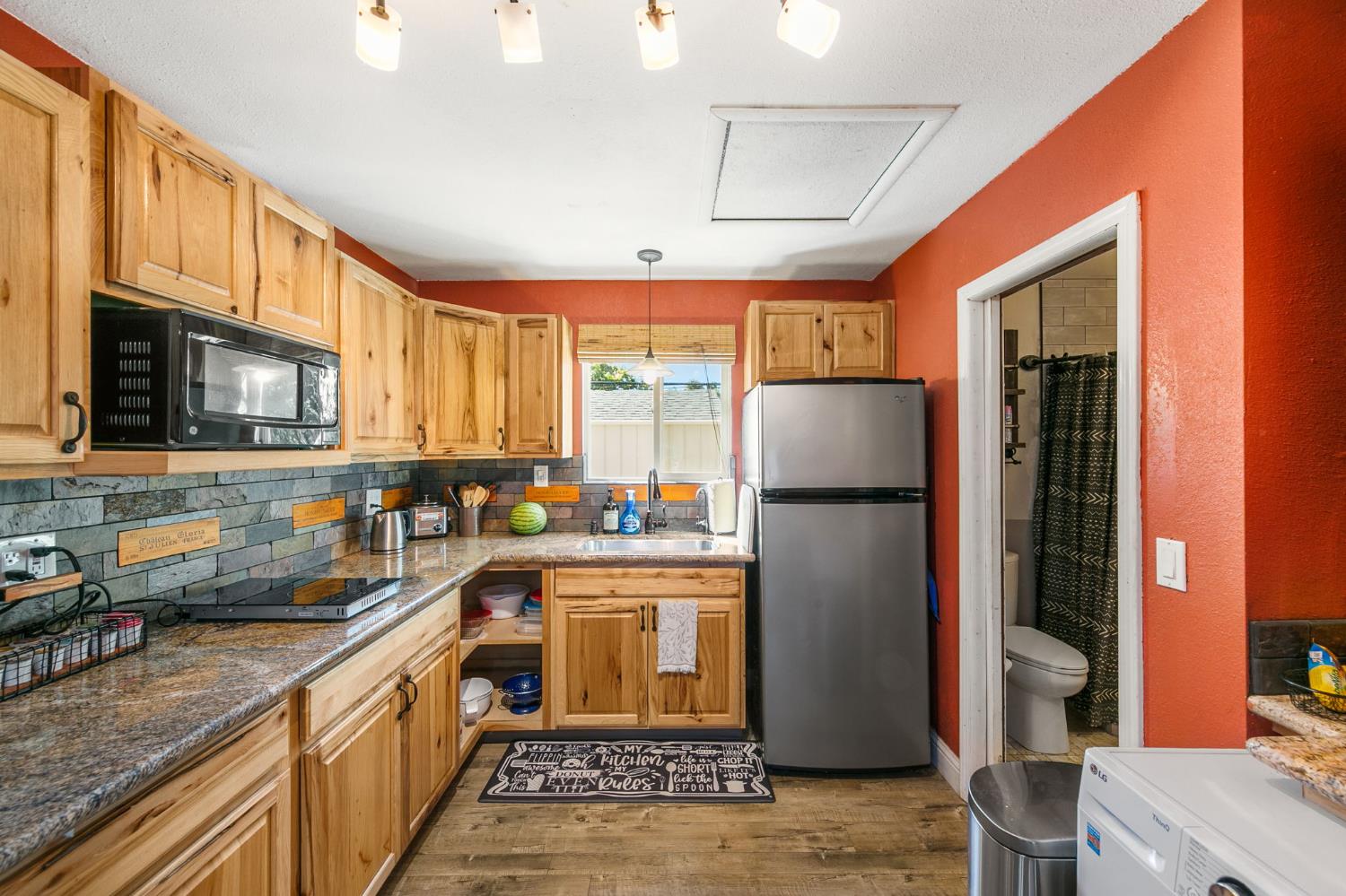 2533 Cambon Way Sacramento CA 95821