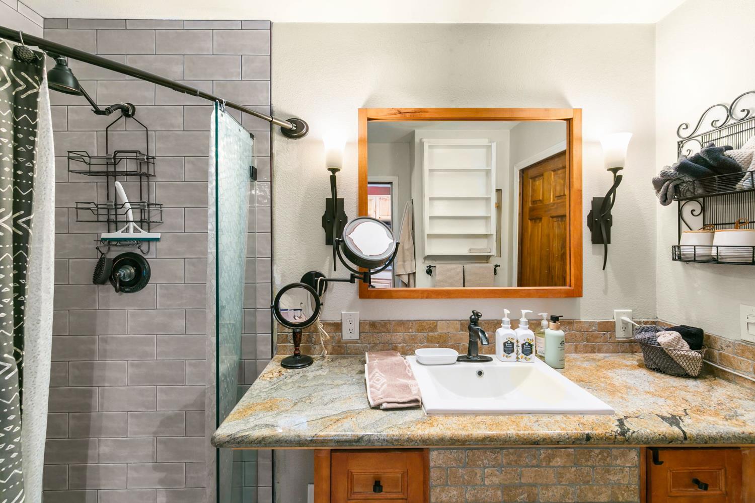 2533 Cambon Way Sacramento CA 95821