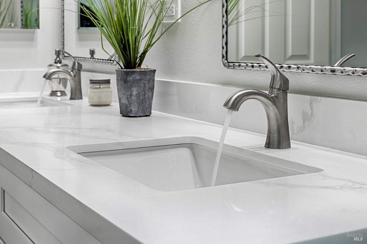 1960 Las Ventanas Drive Santa Rosa CA 95407