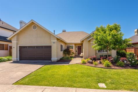 1040 Elsbree Lane Windsor CA 95492