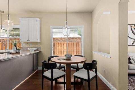 1040 Elsbree Lane Windsor CA 95492