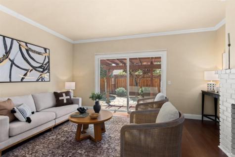 1040 Elsbree Lane Windsor CA 95492