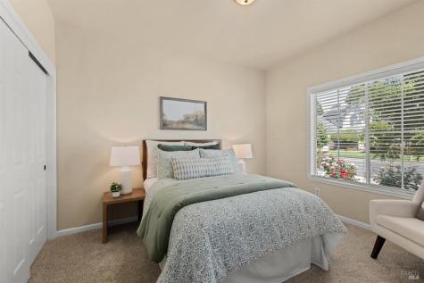 1040 Elsbree Lane Windsor CA 95492