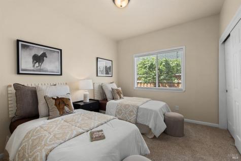 1040 Elsbree Lane Windsor CA 95492