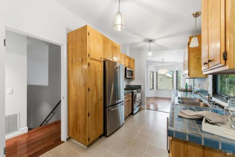 1289 Calle Del Arroyo Sonoma CA 95476