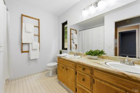 1289 Calle Del Arroyo Sonoma CA 95476