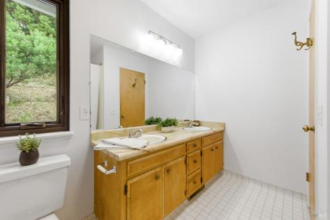 1289 Calle Del Arroyo Sonoma CA 95476