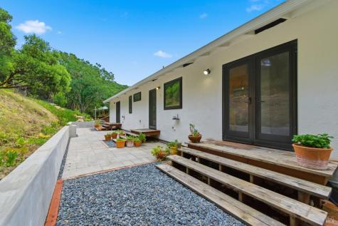 1289 Calle Del Arroyo Sonoma CA 95476