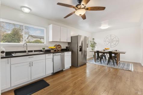 1645 Weaverly Drive Petaluma CA 94954