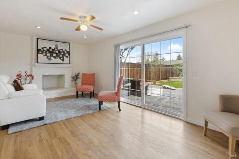 1645 Weaverly Drive Petaluma CA 94954