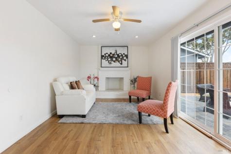 1645 Weaverly Drive Petaluma CA 94954