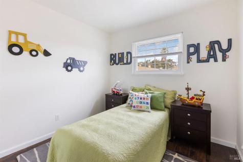 1645 Weaverly Drive Petaluma CA 94954