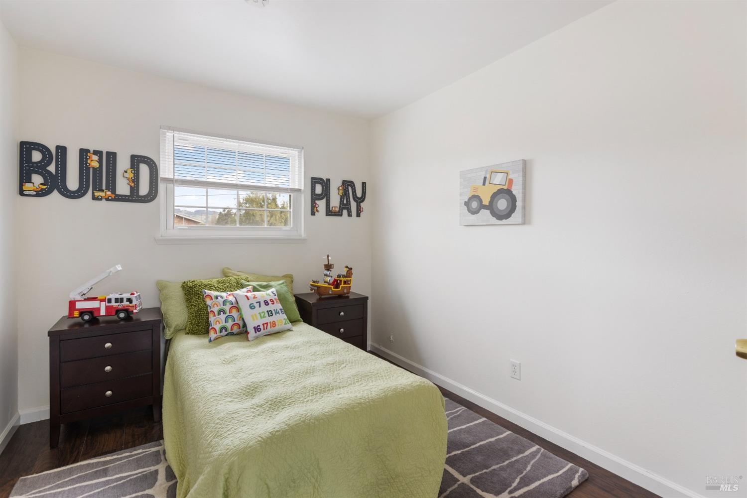 1645 Weaverly Drive Petaluma CA 94954