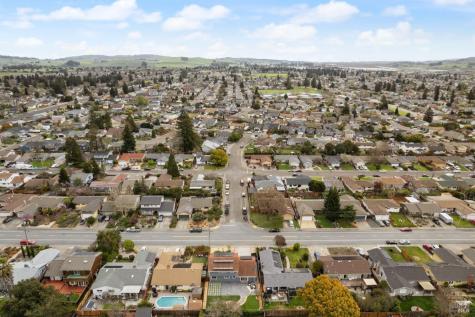 1645 Weaverly Drive Petaluma CA 94954